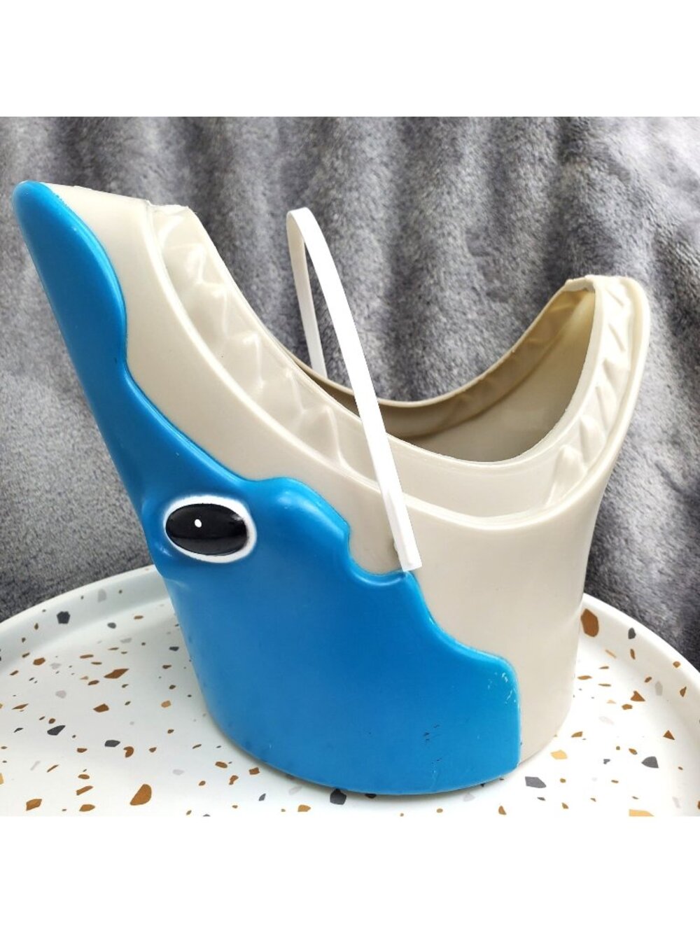 Ripleys Aquarium Exclusive Shark Popcorn Bucket Souvenir Collectible Blue Gray